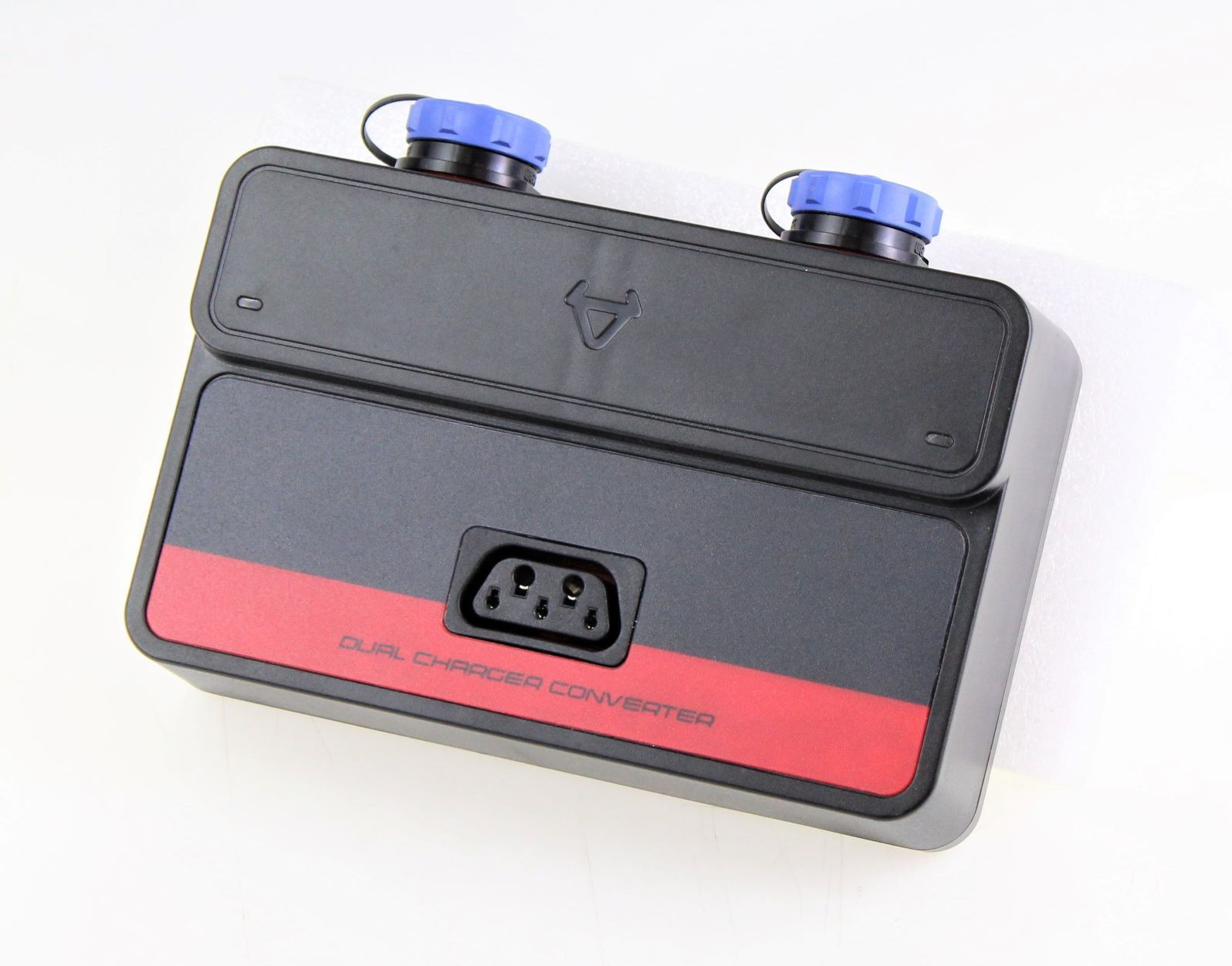 NIU akkumulátor töltő elosztó 10307001